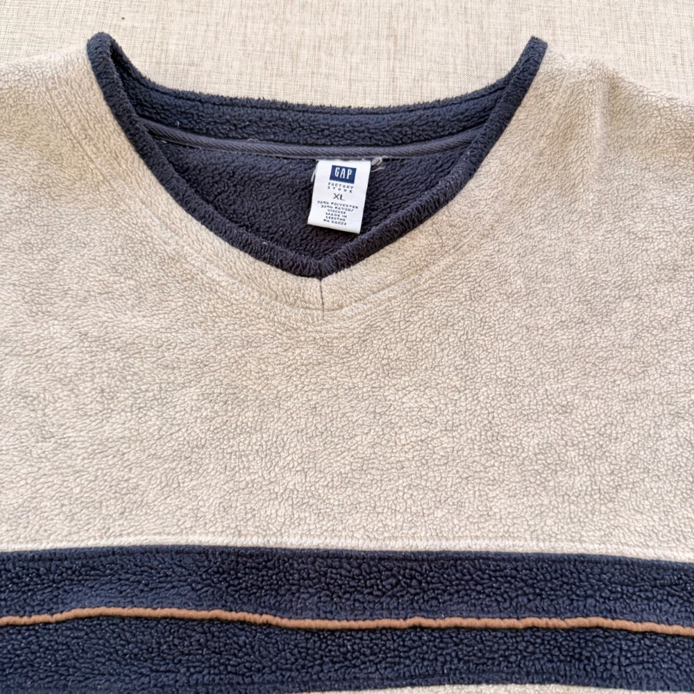 Vintage Gap Fleece Pullover Mens XL V Neck Stripe Long Sleeve Y2K 2000s 90s Prep - Picture 2 of 5